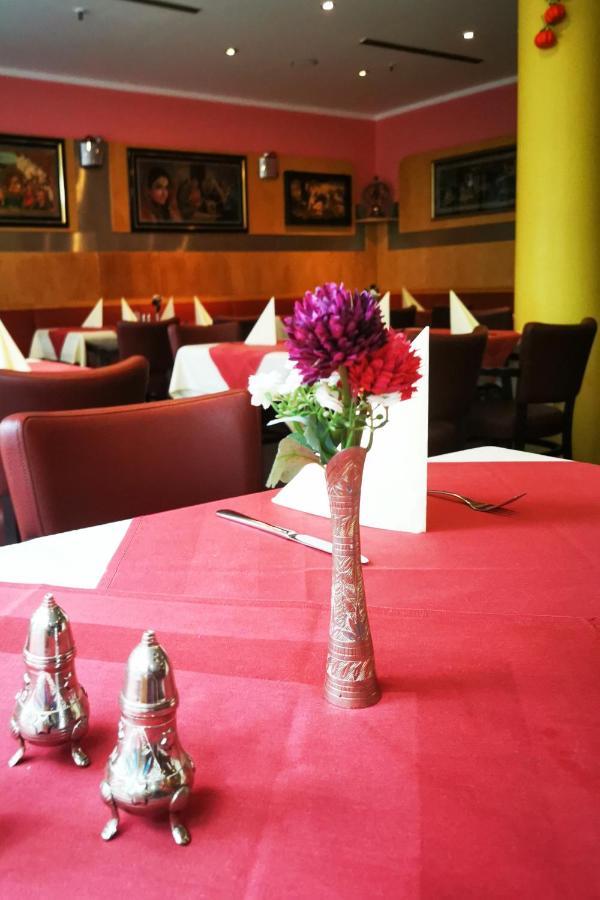 Plaza & Living Frankfurt Hotel 3*