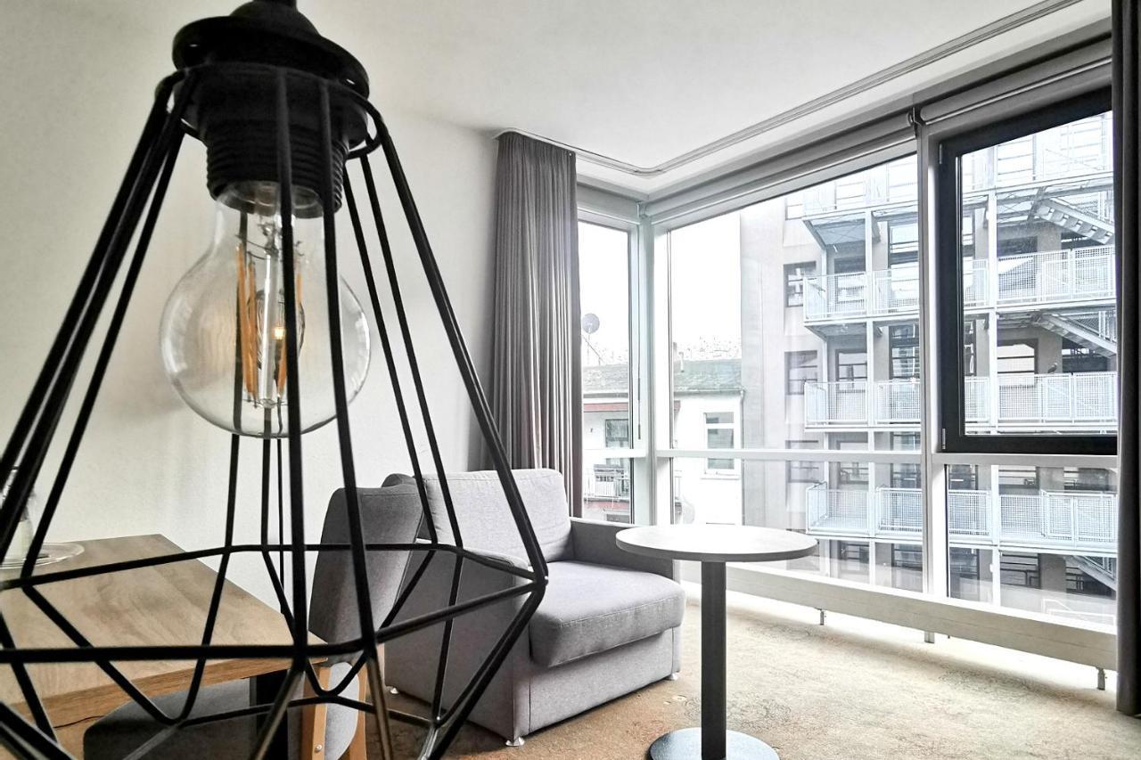 Hotel Plaza & Living Frankfurt 3*